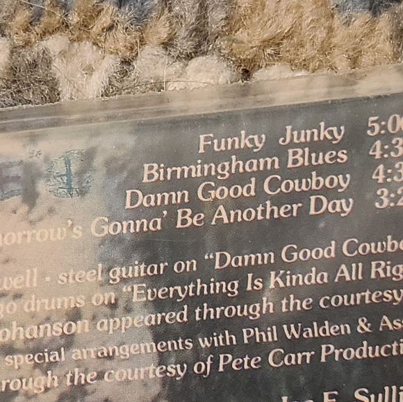 Charlie Daniel's Band Night Riders vintage and album EUC - Picture 13 of 13